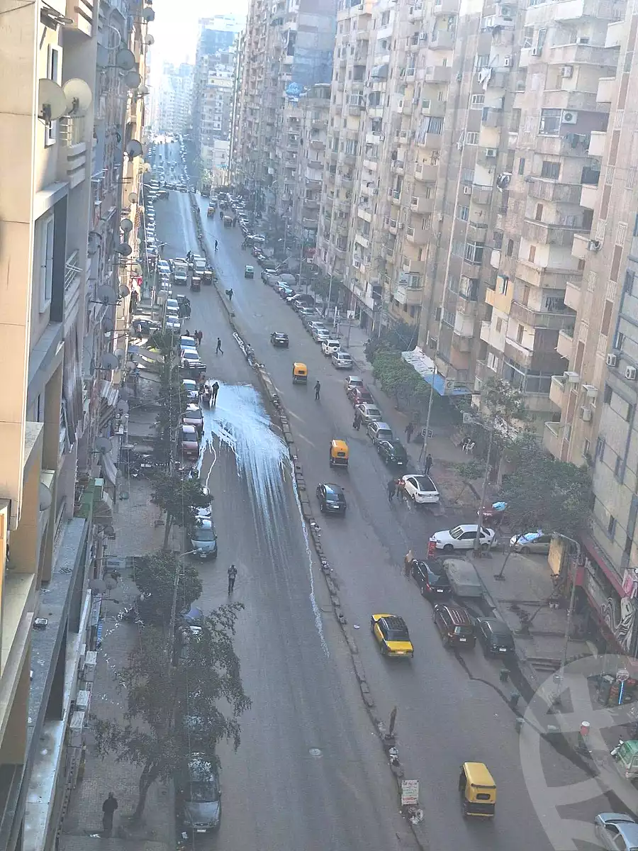 https://aqarmap.com.eg/ar/listing/6830449-for-sale-alexandria-sydy-bshr-sydy-bshr-bhry-shr-mhmwd-l-yswy