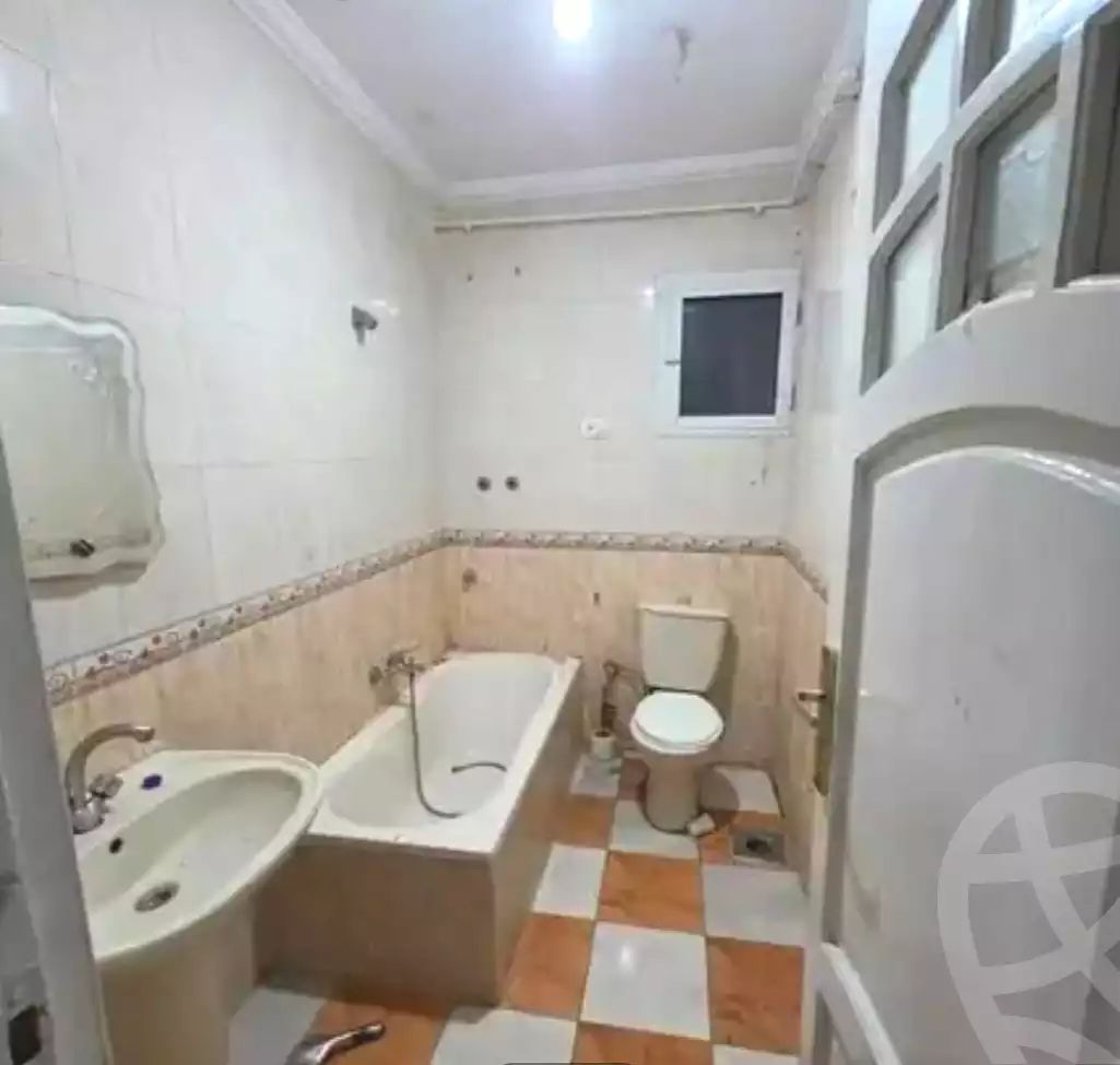 https://aqarmap.com.eg/ar/listing/6830454-for-rent-alexandria-sydy-bshr-sydy-bshr-bhry-gamal-abd-el-nasir-st