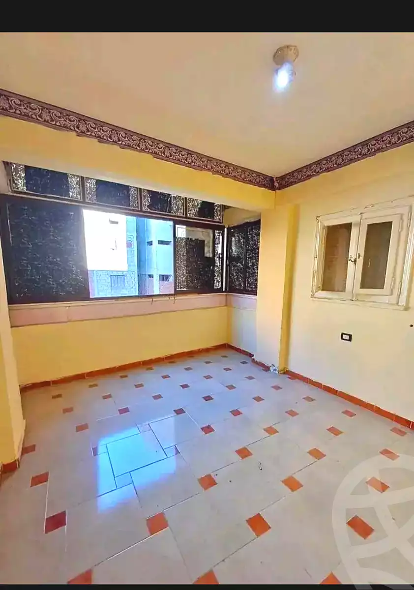 https://aqarmap.com.eg/ar/listing/6830490-for-sale-alexandria-l-jmy-lbytsh-el-hanafeya-st