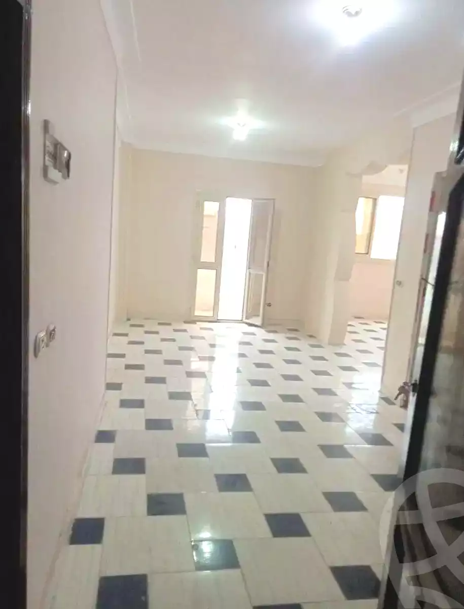 https://aqarmap.com.eg/ar/listing/6829895-for-sale-alexandria-l-jmy-lbytsh-kafr-el-agamy-st