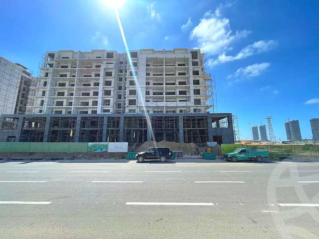 https://aqarmap.com.eg/ar/listing/6830976-for-sale-north-coast-new-alamein-mntj-t-l-lmyn-ljdyd-kmbwnd-mzryn