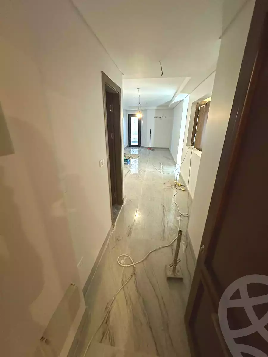 https://aqarmap.com.eg/ar/listing/6830998-for-sale-alexandria-smouha-compounds-in-smouha-skyline-residence-orouba-misr