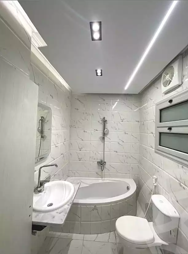 https://aqarmap.com.eg/ar/listing/6831005-for-sale-alexandria-l-jmy-lbytsh-bianchiii-el-bashwat-st