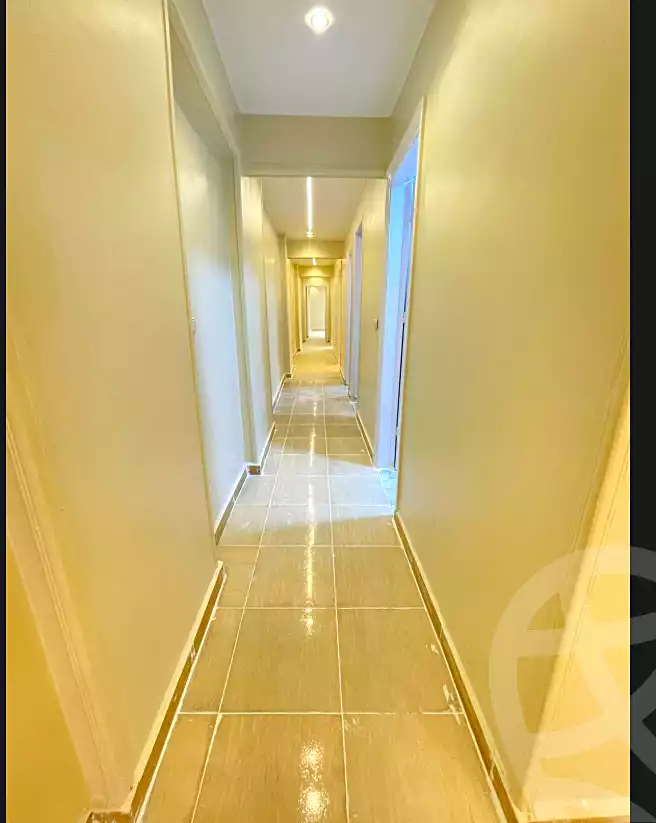 https://aqarmap.com.eg/ar/listing/6831055-for-sale-alexandria-sydy-bshr-sydy-bshr-bhry-gamal-abd-el-nasir-st