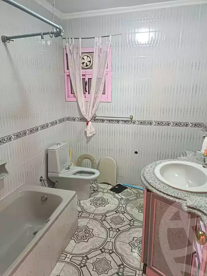 https://aqarmap.com.eg/ar/listing/6831097-for-sale-alexandria-ganaklis-el-arwam-church-st