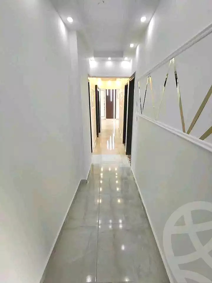 https://aqarmap.com.eg/ar/listing/6831573-for-sale-alexandria-sydy-bshr-sydy-bshr-bhry-gamal-abd-el-nasir-st