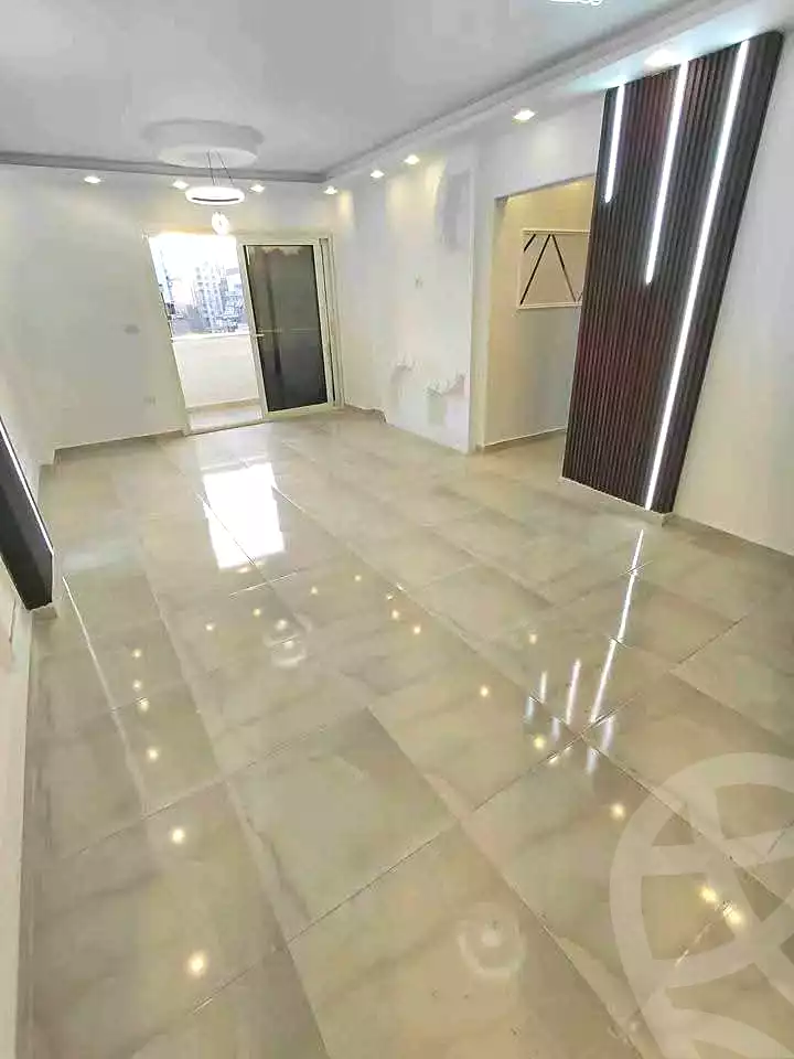https://aqarmap.com.eg/ar/listing/6831573-for-sale-alexandria-sydy-bshr-sydy-bshr-bhry-gamal-abd-el-nasir-st