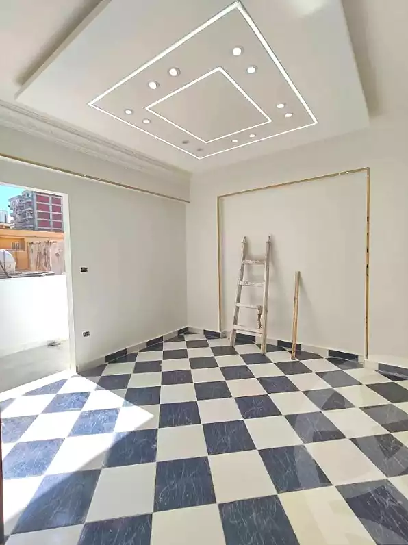 https://aqarmap.com.eg/ar/listing/6831631-for-sale-alexandria-sydy-bshr-sydy-bshr-bhry-shr-mhmwd-l-yswy