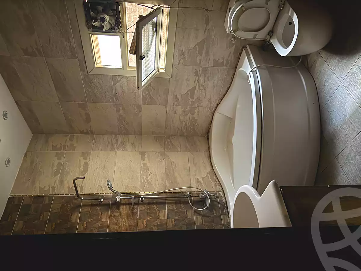 https://aqarmap.com.eg/ar/listing/6831741-for-sale-sharqia-zagazig-zagazig-city-tolba-awaida-st