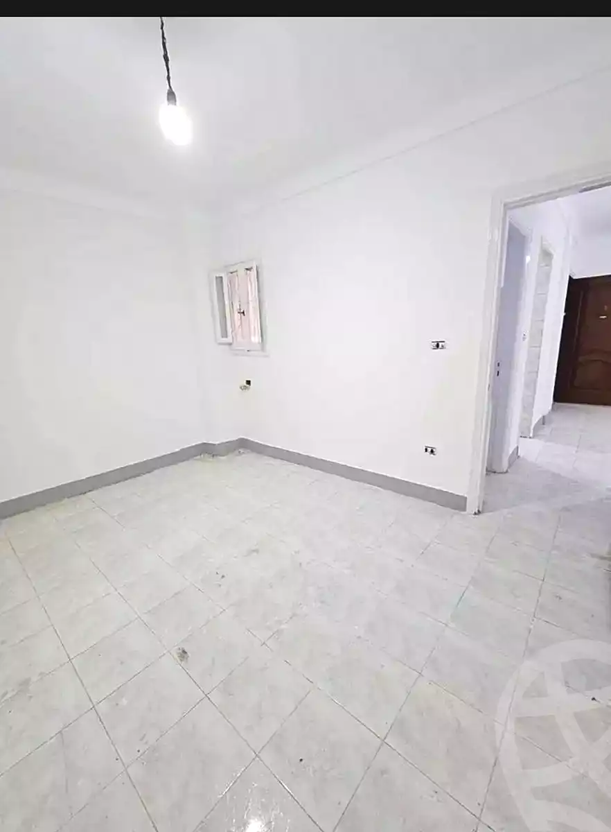 https://aqarmap.com.eg/ar/listing/6832211-for-sale-alexandria-sydy-bshr-sydy-bshr-bhry-amr-el-nogomy-st
