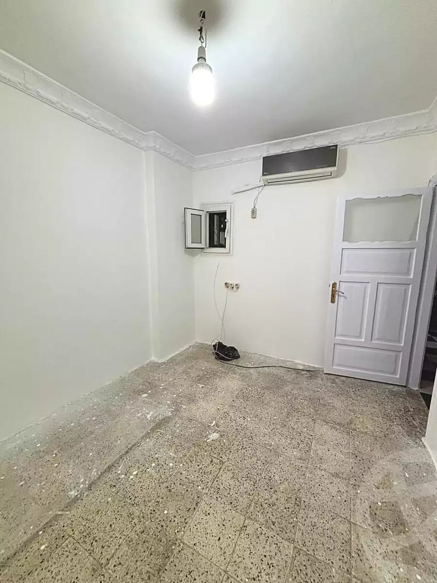 https://aqarmap.com.eg/en/listing/6832588-for-sale-alexandria-moharram-bey-othman-galal-st