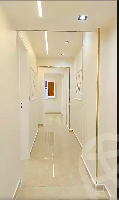 https://aqarmap.com.eg/ar/listing/6832994-for-sale-alexandria-sydy-bshr-sydy-bshr-bhry-shr-mhmwd-l-yswy