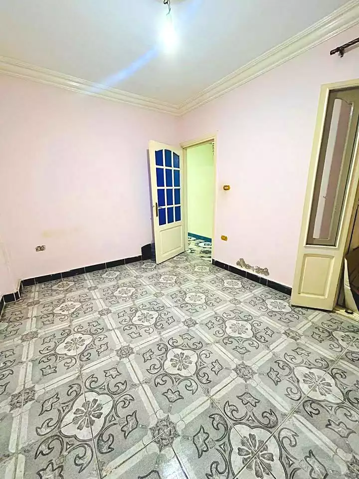 https://aqarmap.com.eg/ar/listing/6833485-for-sale-alexandria-sydy-bshr-sydy-bshr-bhry-gamal-abd-el-nasir-st