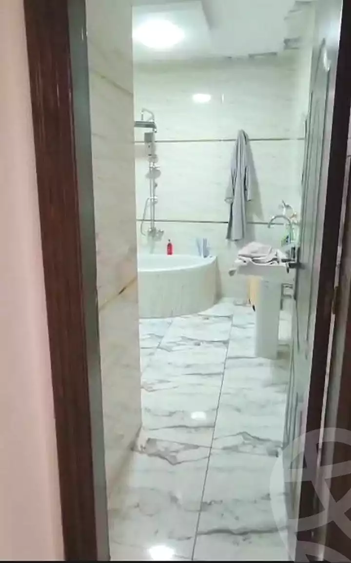https://aqarmap.com.eg/ar/listing/6833657-for-sale-alexandria-lsywf-city-light-compound