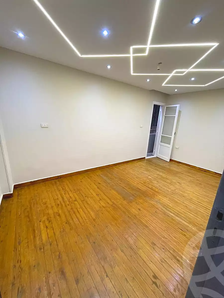 https://aqarmap.com.eg/ar/listing/6834237-for-sale-alexandria-camp-cesar
