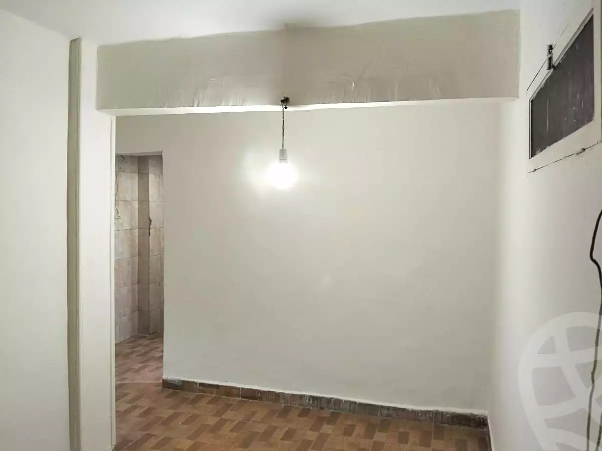 https://aqarmap.com.eg/ar/listing/6834823-for-sale-cairo-helwan-helwan-el-sharkeya-gaafar-st