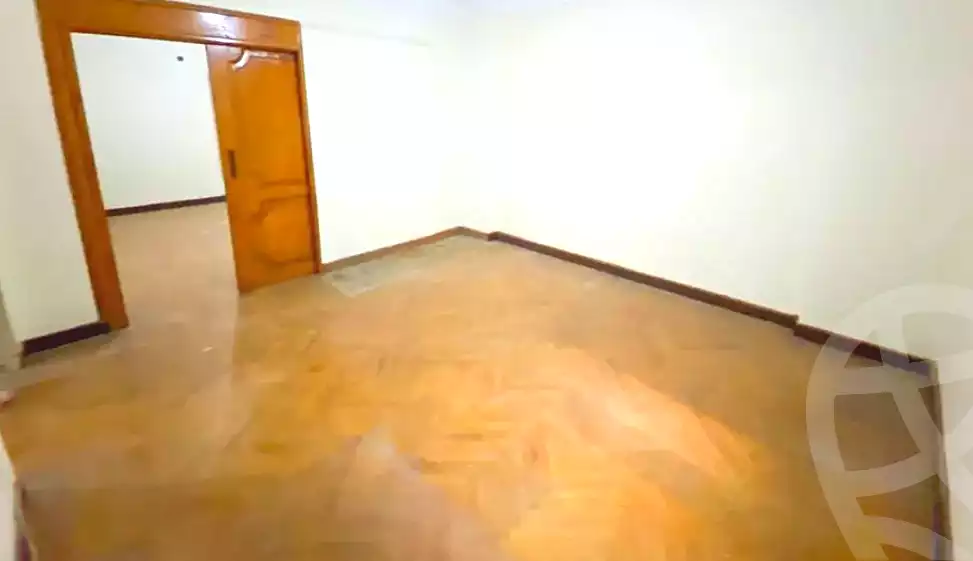 https://aqarmap.com.eg/en/listing/6834834-for-sale-alexandria-ganaklis