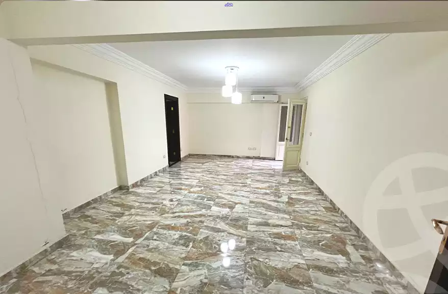 https://aqarmap.com.eg/ar/listing/6834931-for-sale-alexandria-glim