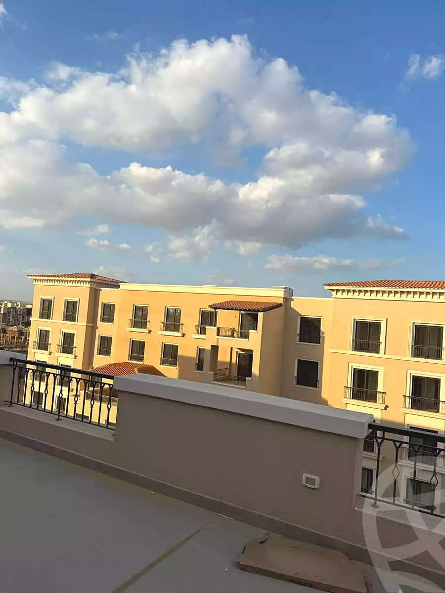 https://aqarmap.com.eg/en/listing/6835449-for-sale-cairo-el-sheikh-zayed-city-compounds-kmbwnd-fyldj-wyst-dr-llttwyr