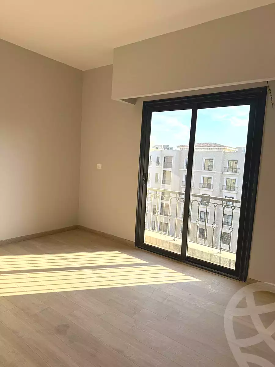 https://aqarmap.com.eg/en/listing/6835449-for-sale-cairo-el-sheikh-zayed-city-compounds-kmbwnd-fyldj-wyst-dr-llttwyr