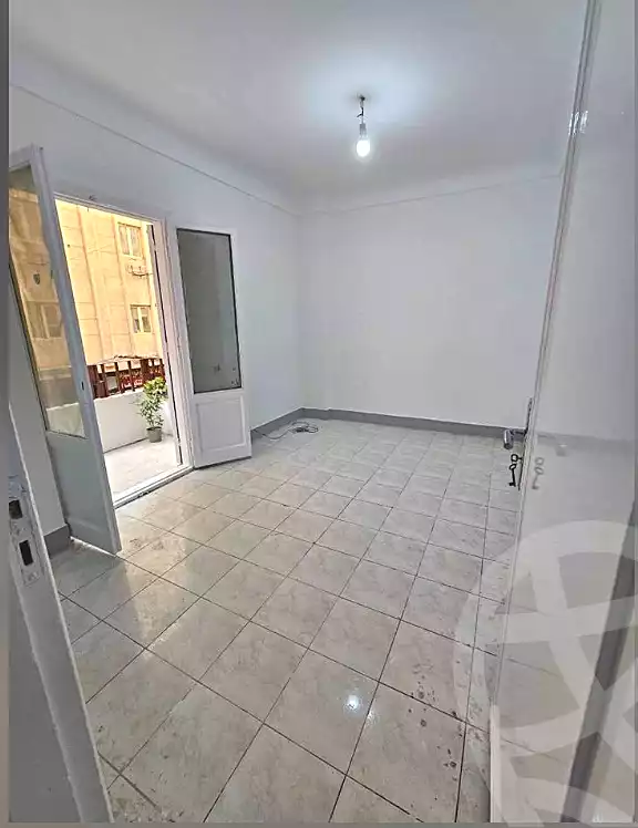 https://aqarmap.com.eg/ar/listing/6835571-for-sale-alexandria-sydy-bshr-sydy-bshr-bhry-amr-el-nogomy-st