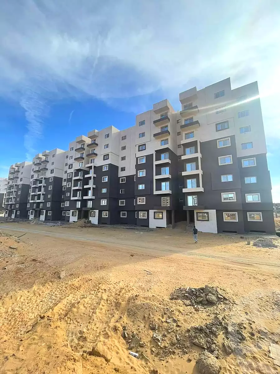 https://aqarmap.com.eg/en/listing/6835590-for-sale-cairo-new-administrative-capital-r7-kmbwnd-stw
