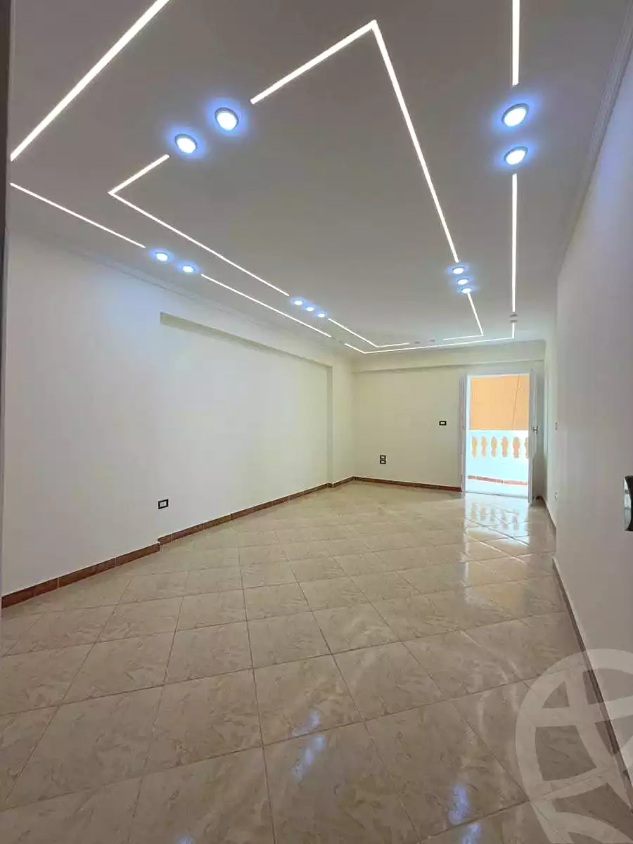 https://aqarmap.com.eg/ar/listing/6835825-for-sale-alexandria-new-miami-street-16