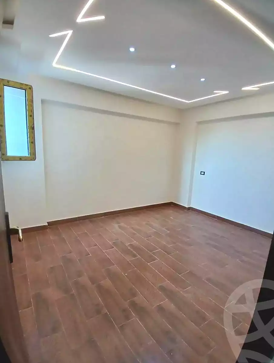 https://aqarmap.com.eg/ar/listing/6836075-for-sale-alexandria-lsywf-el-falki