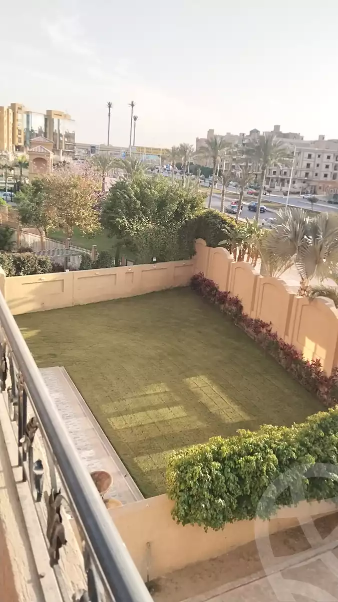 https://aqarmap.com.eg/ar/listing/6836299-for-rent-cairo-new-cairo-compounds-byrl-d-rw