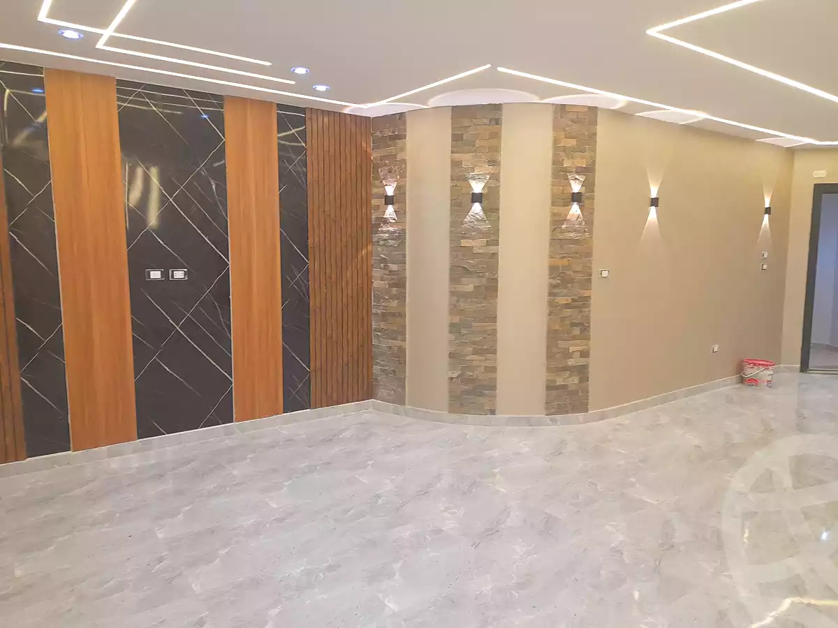 https://aqarmap.com.eg/ar/listing/6836453-for-sale-alexandria-al-agamy-lbytsh-bianchiii