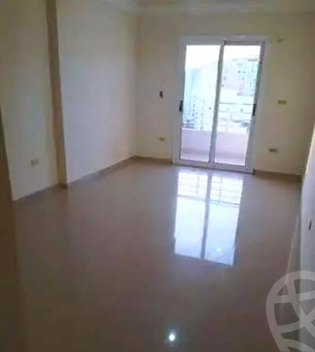 https://aqarmap.com.eg/ar/listing/6836545-for-rent-alexandria-ganaklis-shr-mrtdy-bsh