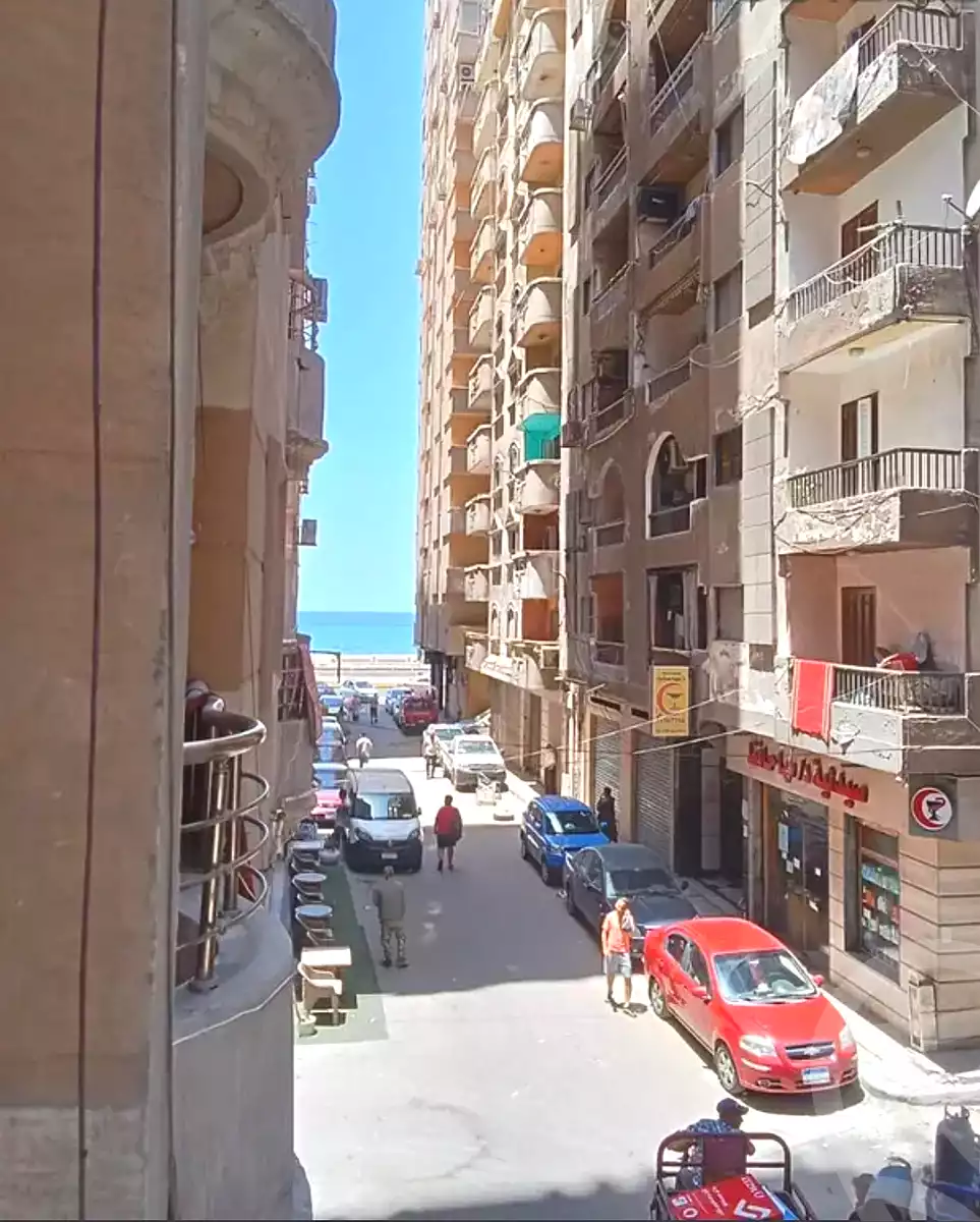 https://aqarmap.com.eg/ar/listing/6836557-for-rent-alexandria-el-mandara