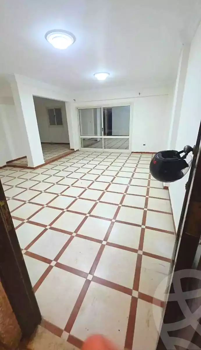https://aqarmap.com.eg/ar/listing/6836558-for-sale-alexandria-sydy-bshr-sydy-bshr-bhry-shr-mhmwd-l-yswy