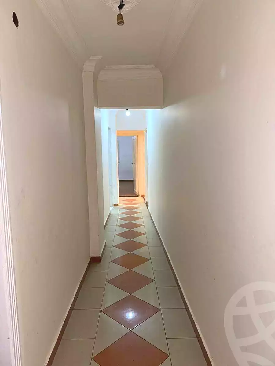 https://aqarmap.com.eg/ar/listing/6836683-for-rent-alexandria-el-mandara