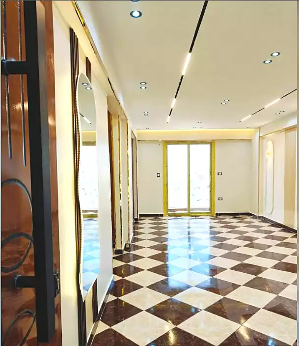 https://aqarmap.com.eg/ar/listing/6837104-for-sale-alexandria-al-agamy-bw-ywsf