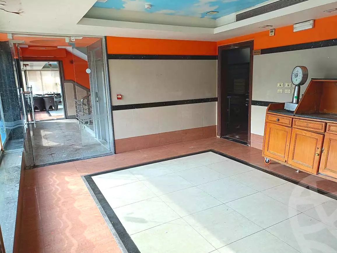 https://aqarmap.com.eg/ar/listing/6837258-for-rent-cairo-new-cairo-90th-street-south-teseen-st