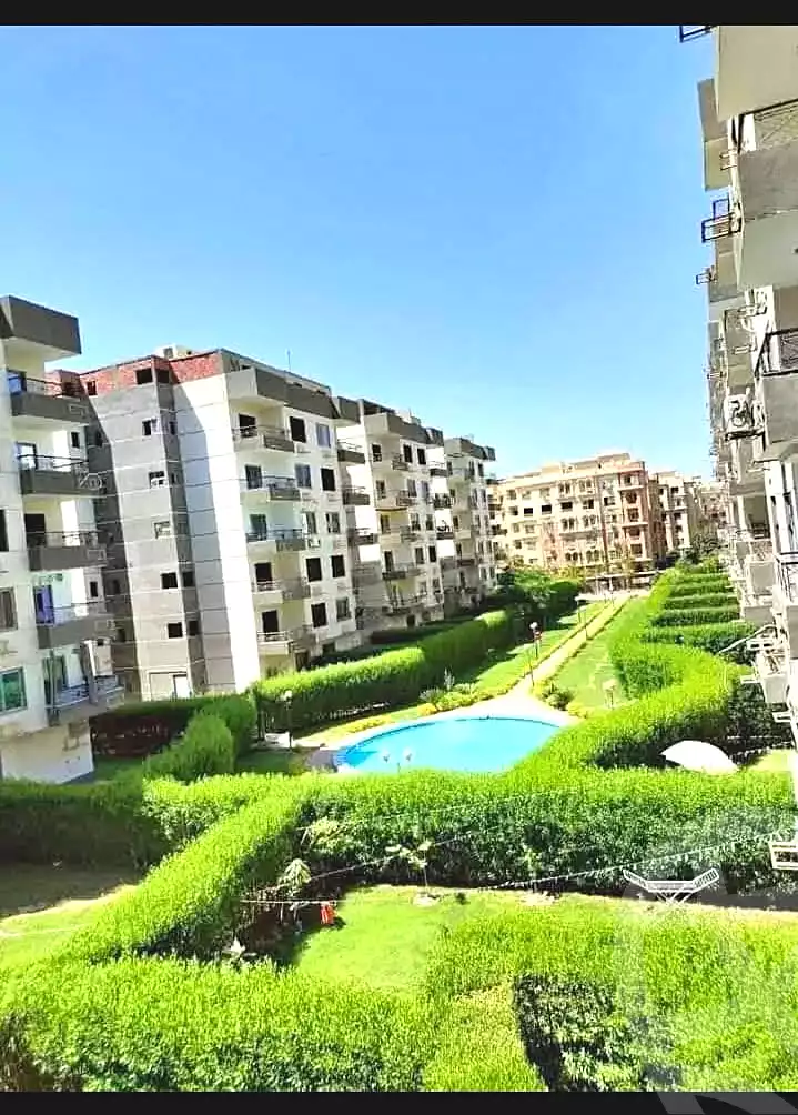 https://aqarmap.com.eg/ar/listing/6837307-for-sale-cairo-6th-of-october-hadaeq-october-compounds-east-park