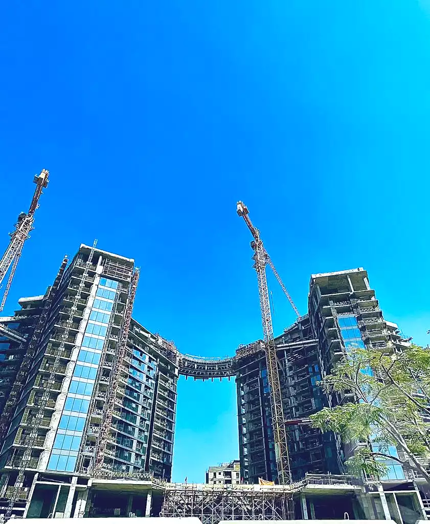 https://aqarmap.com.eg/en/listing/6837336-for-sale-cairo-el-sheikh-zayed-city-compounds-zyd-wr-llttwyr-z-tower
