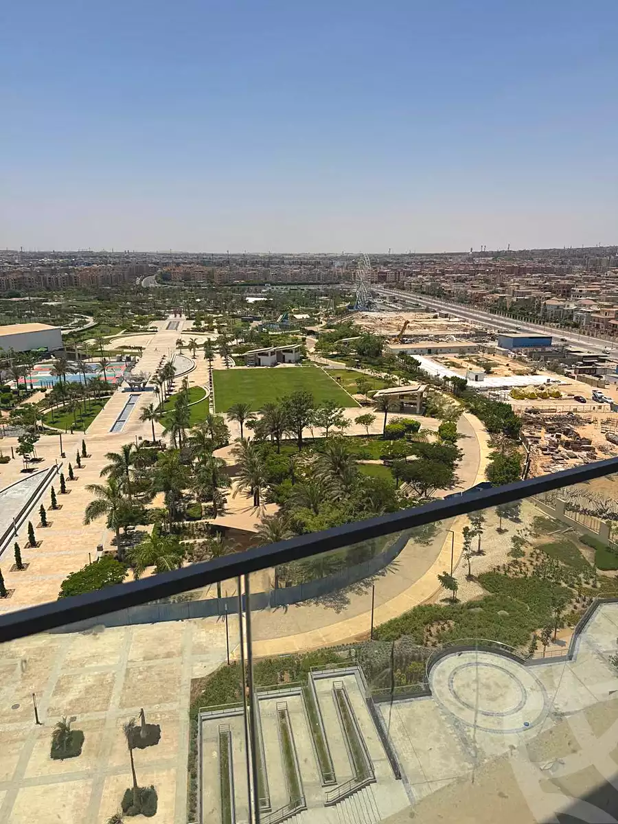 https://aqarmap.com.eg/en/listing/6837336-for-sale-cairo-el-sheikh-zayed-city-compounds-zyd-wr-llttwyr-z-tower