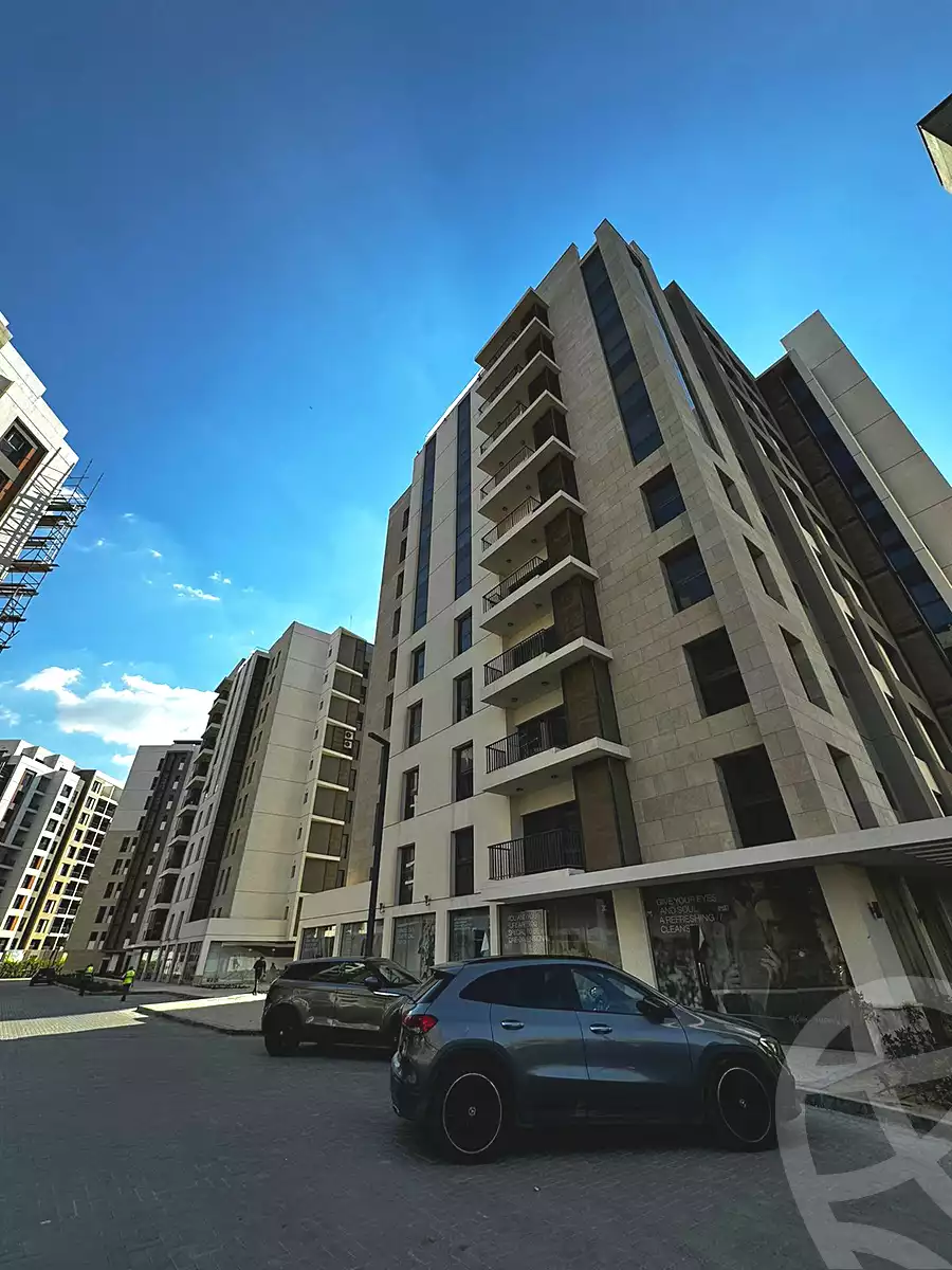 https://aqarmap.com.eg/ar/listing/6837351-for-sale-cairo-el-sheikh-zayed-city-compounds-zyd-wr-llttwyr-z-tower