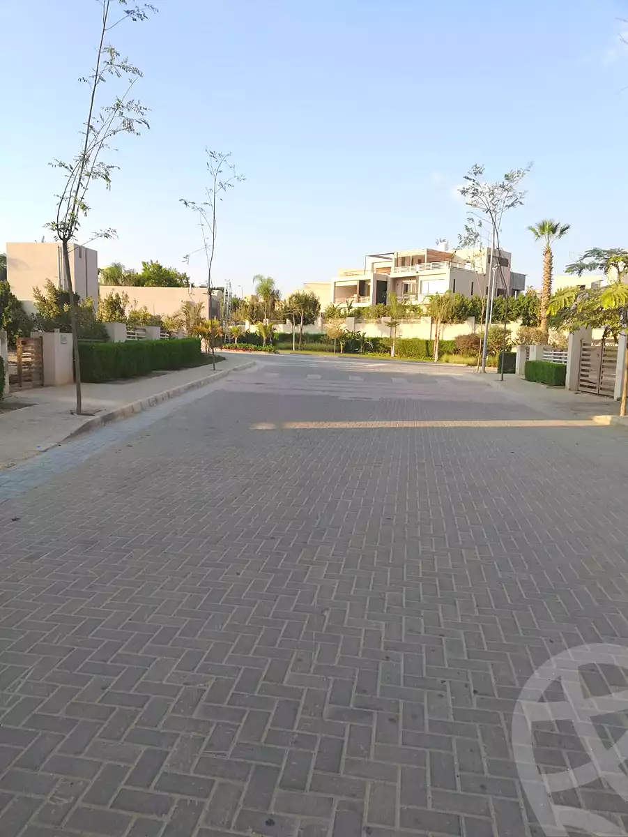 https://aqarmap.com.eg/ar/listing/6837395-for-sale-cairo-el-sheikh-zayed-city-lshykh-zyd-ljdyd-al-karma-gates