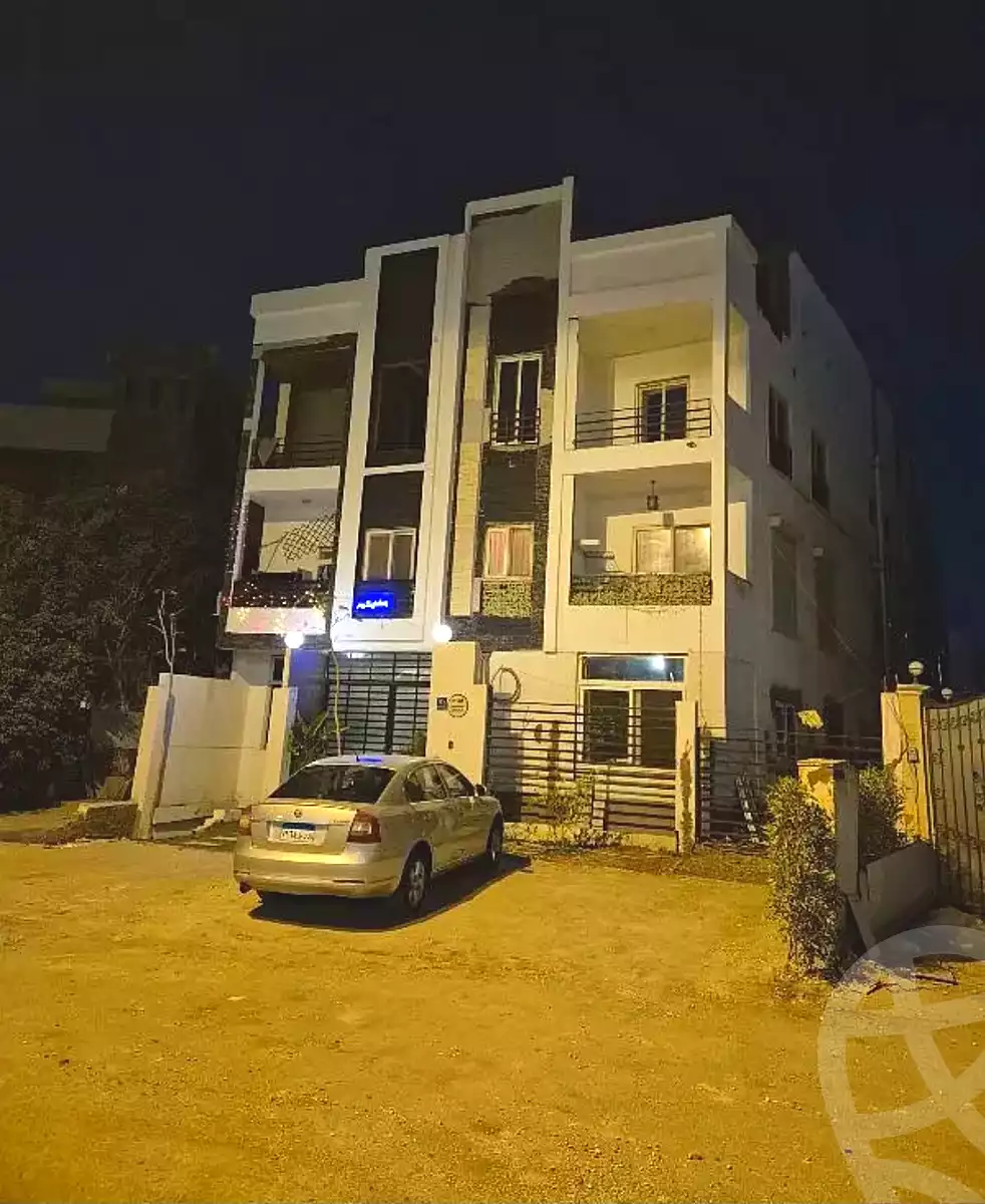 https://aqarmap.com.eg/ar/listing/6837622-for-sale-cairo-el-shorouk-lhy-lthny-shrq