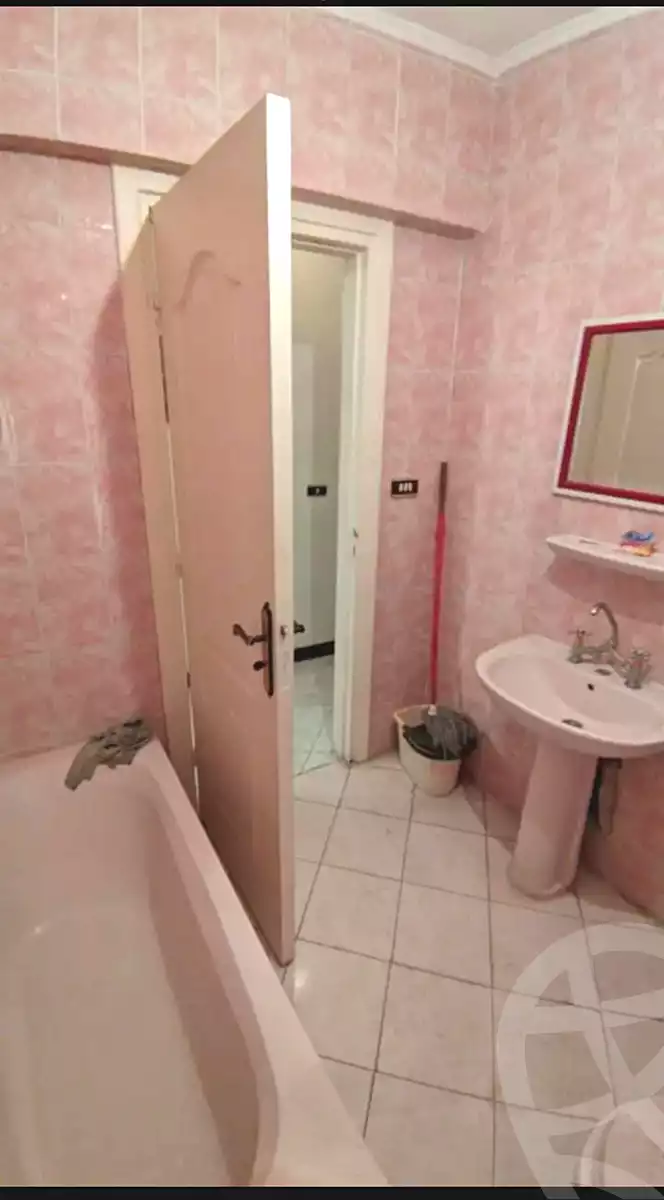 https://aqarmap.com.eg/ar/listing/6837934-for-sale-alexandria-lsywf-lsywf-bhry
