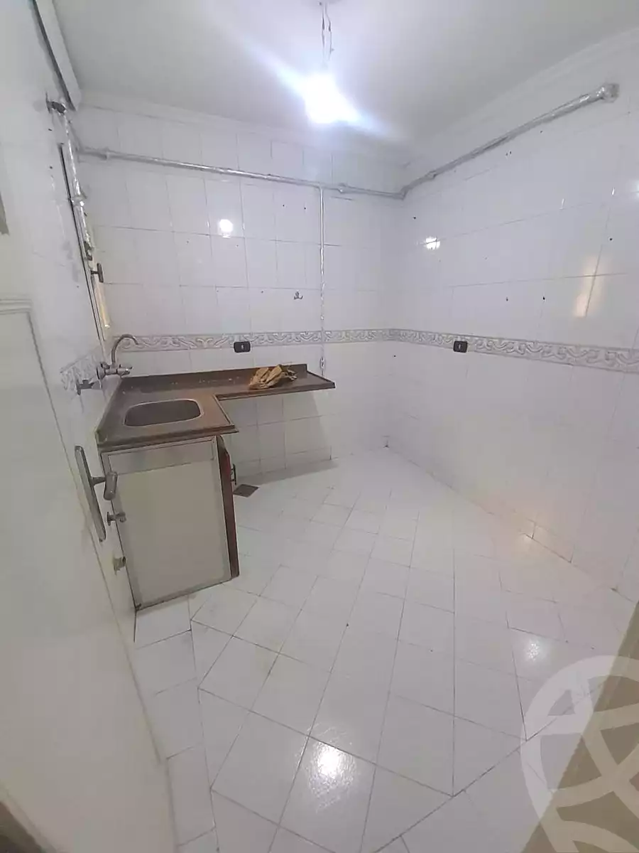 https://aqarmap.com.eg/ar/listing/6837997-for-sale-alexandria-ganaklis-el-arwam-church-st