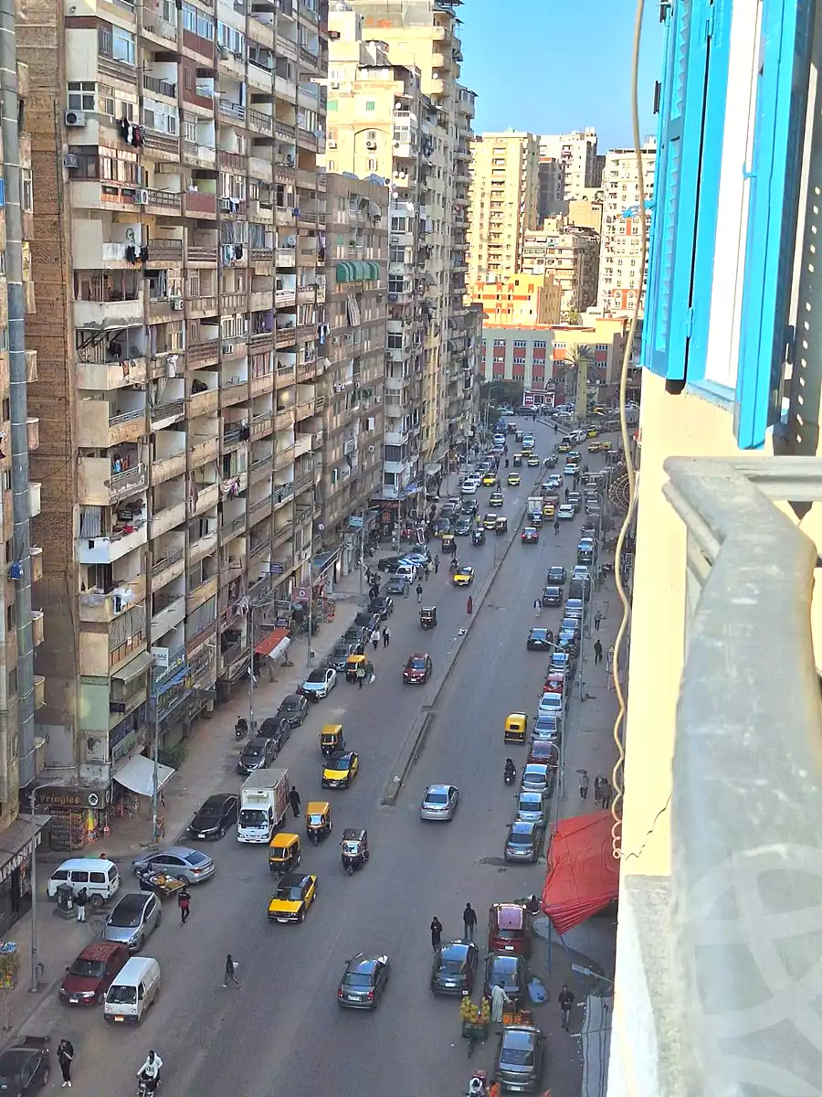 https://aqarmap.com.eg/ar/listing/6838295-for-sale-alexandria-sydy-bshr-sydy-bshr-bhry-shr-mhmwd-l-yswy
