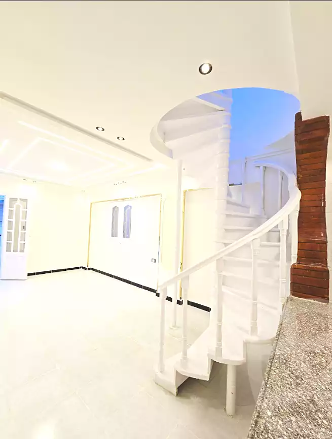 https://aqarmap.com.eg/ar/listing/6838320-for-sale-alexandria-al-agamy-shataa-el-nakheel-street-65