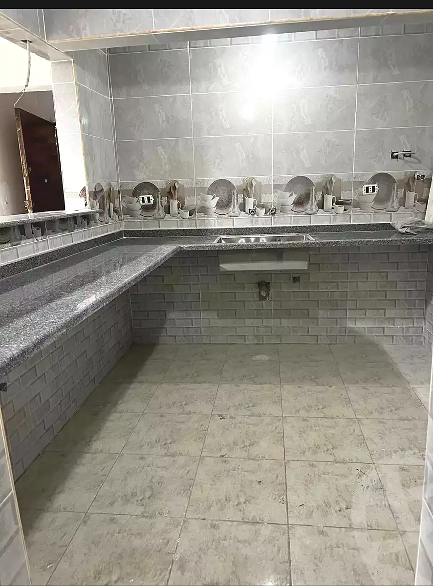 https://aqarmap.com.eg/ar/listing/6838406-for-sale-alexandria-miami-shr-jml-bd-lnsr