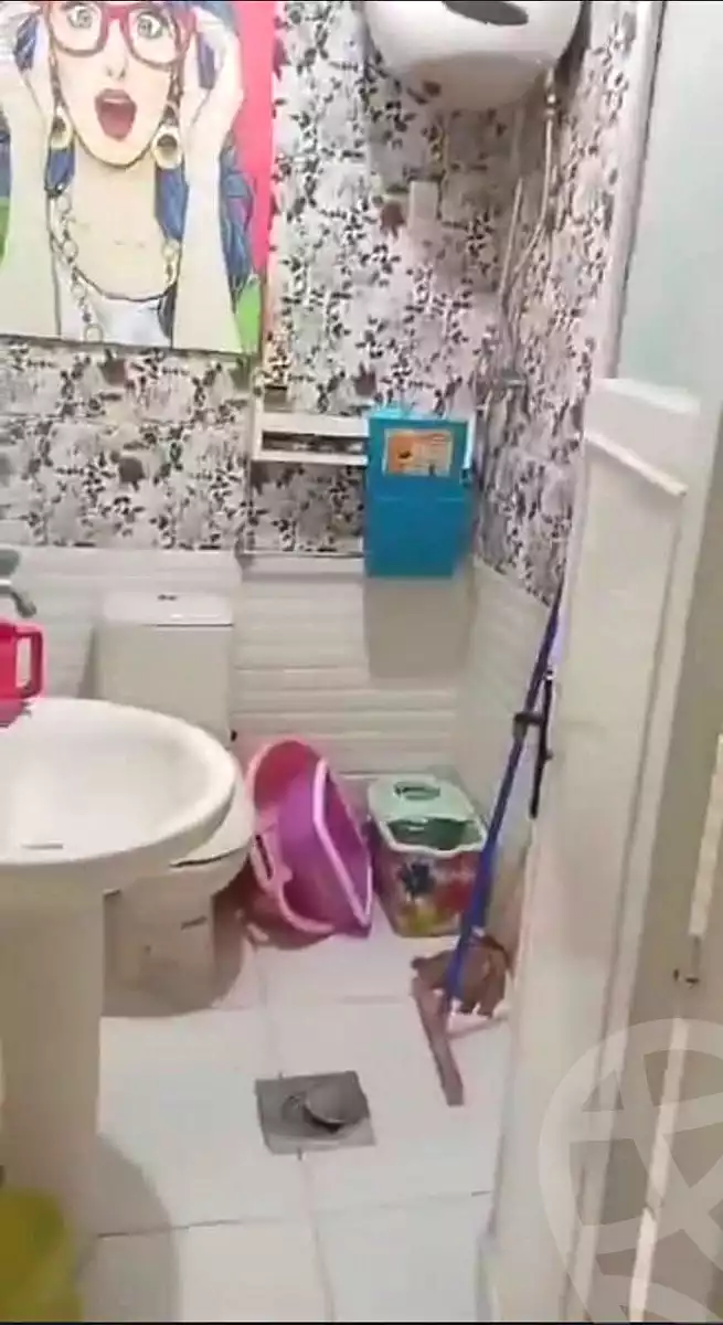https://aqarmap.com.eg/ar/listing/6838426-for-sale-alexandria-sydy-bshr-sydy-bshr-bhry-shr-mhmwd-l-yswy