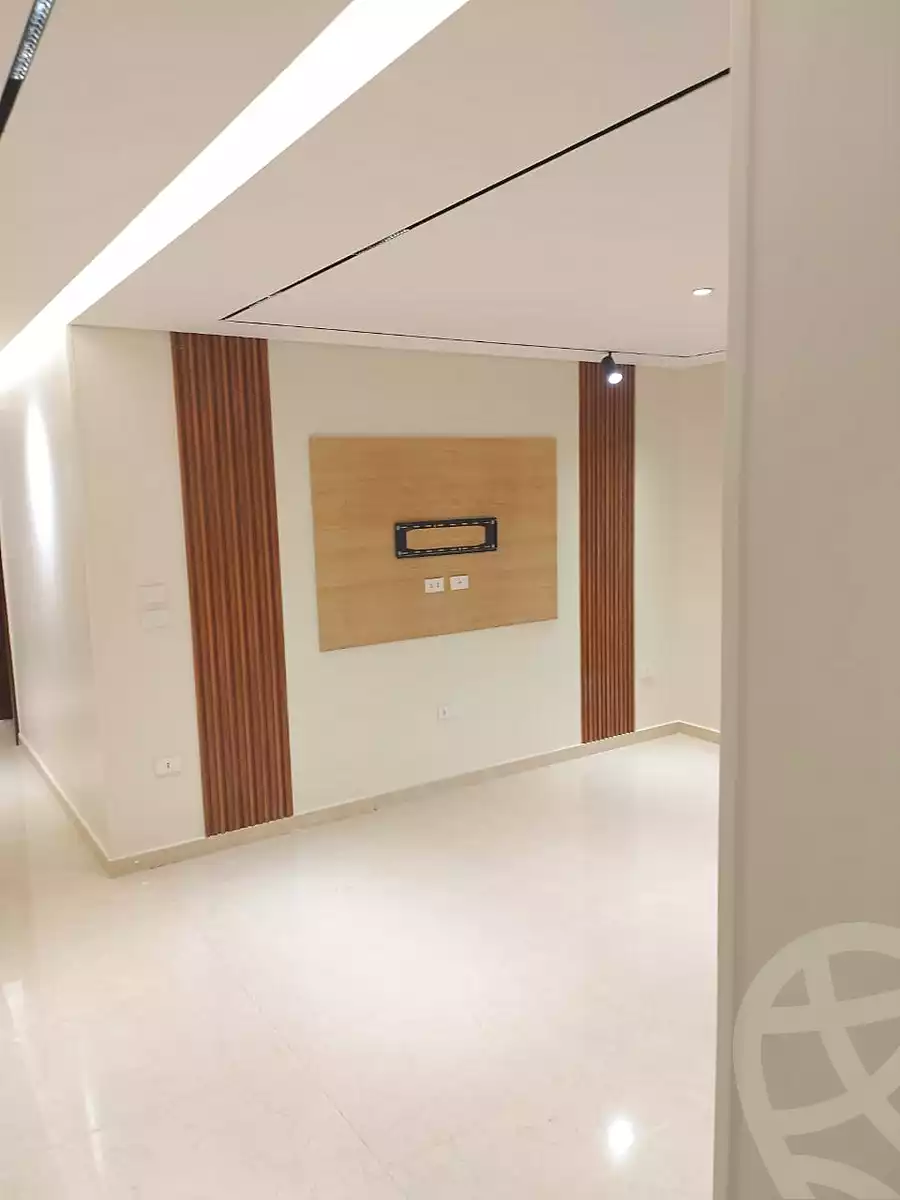 https://aqarmap.com.eg/ar/listing/6838835-for-rent-cairo-el-sheikh-zayed-city-compounds-zayed-heights-compound