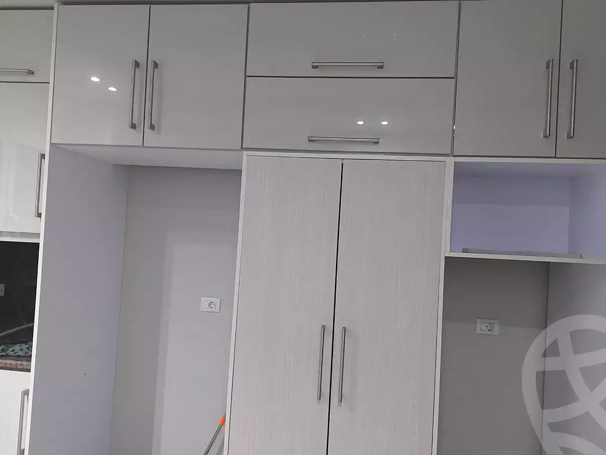 https://aqarmap.com.eg/en/listing/6839321-for-rent-cairo-new-cairo-compounds-mountain-view-hyde-park
